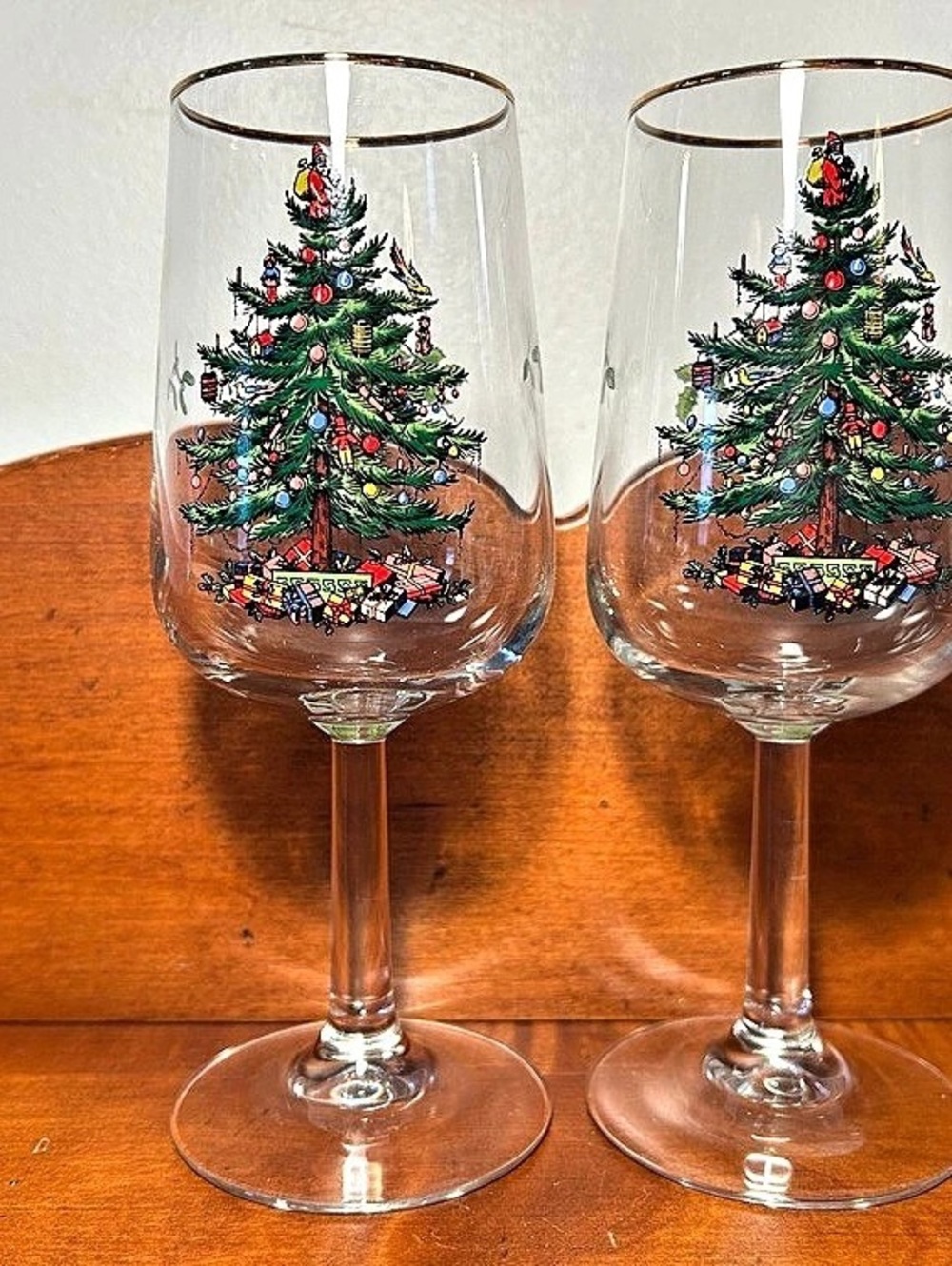 Pair of Spode Christmas Wine Goblets 7.75” t x 2 3/8” diam x 3” w made in France